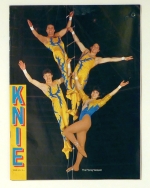 Knie 1990